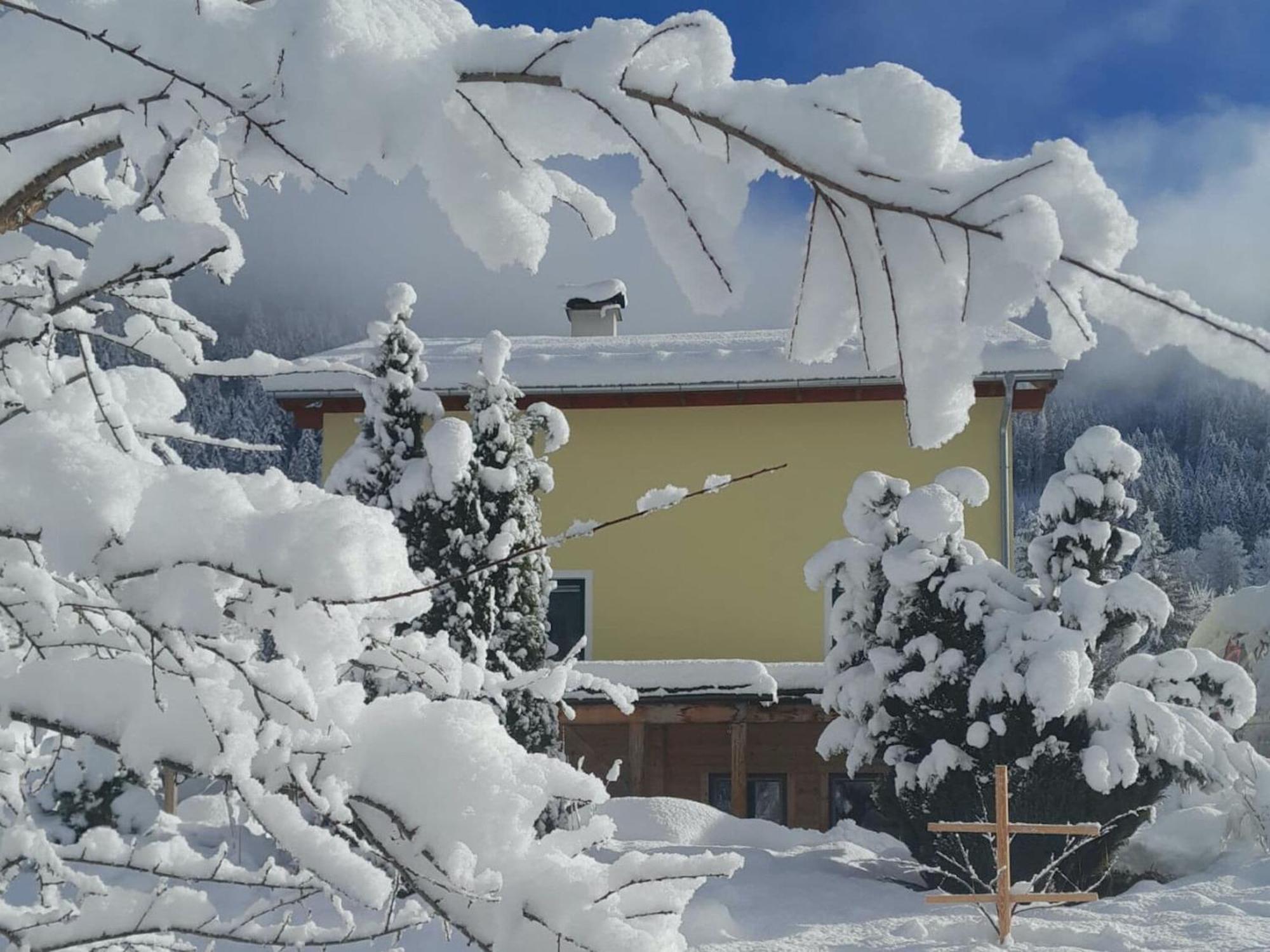 Fantastic Apartment With Terrace Untertauern Kültér fotó